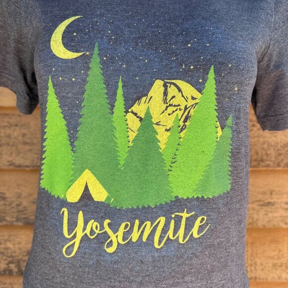 Yosemite Graphic Tee Shirt Soft Cotton Blend Heather Gray Camping Scene Women’s - Picture 5 of 11